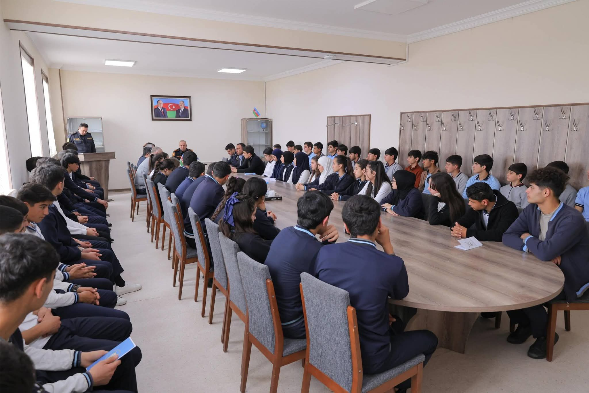 Naxçıvanda məktəblilərlə maarifləndirici tədbir keçirilib 