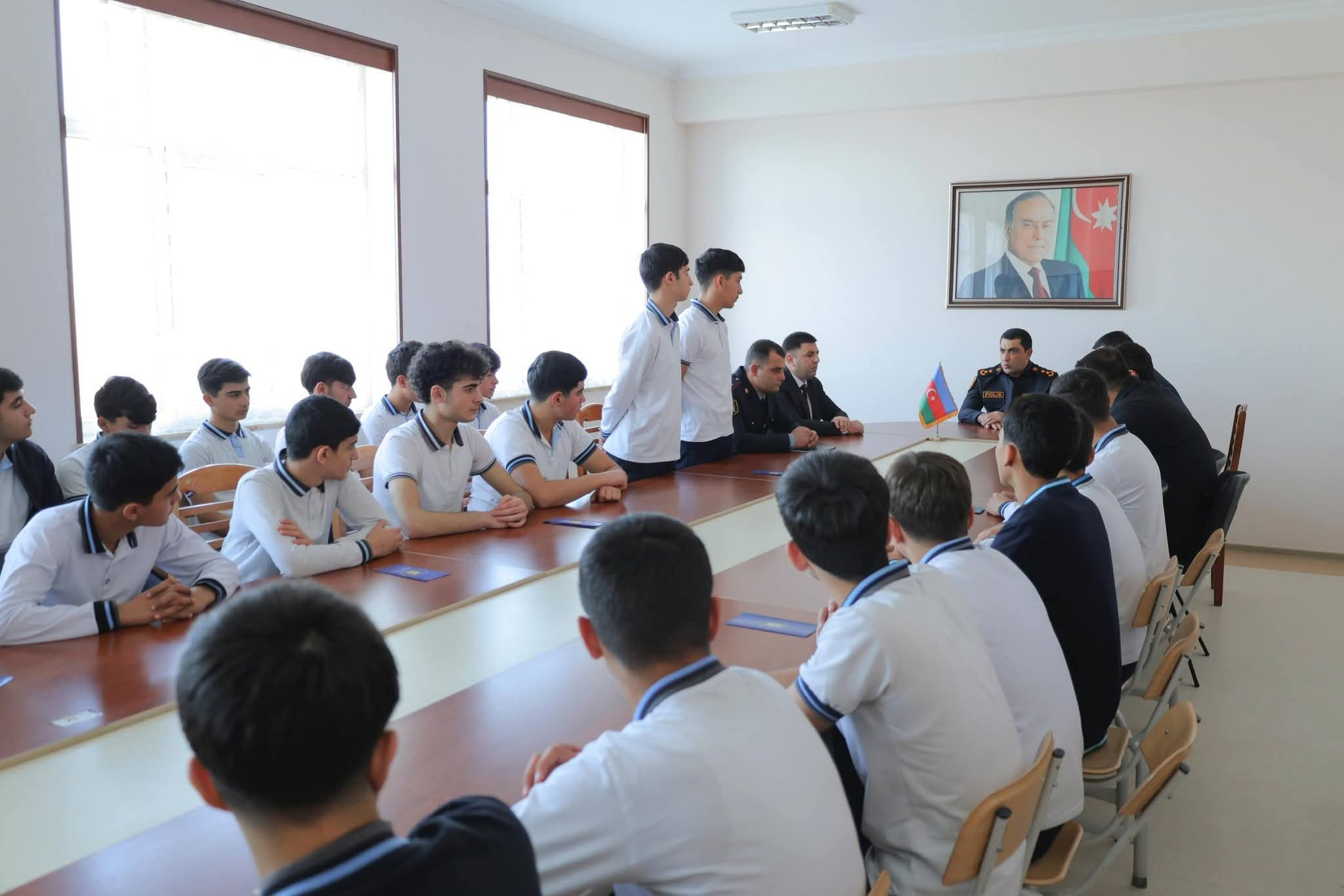 Naxçıvanda məktəblilərlə maarifləndirici tədbir keçirilib 