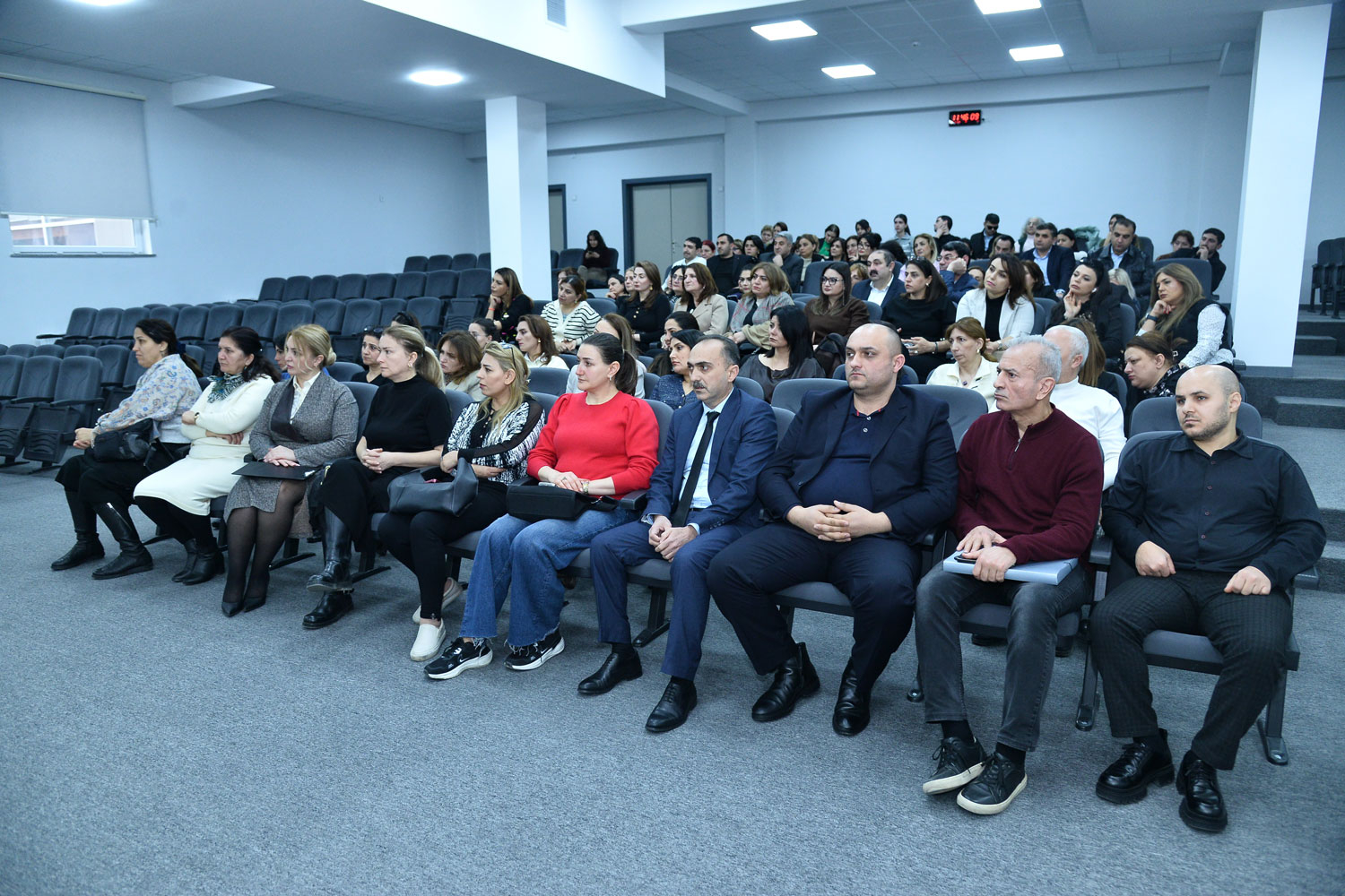 Tarixçi alim Həsən Həsənovla görüş keçirilib