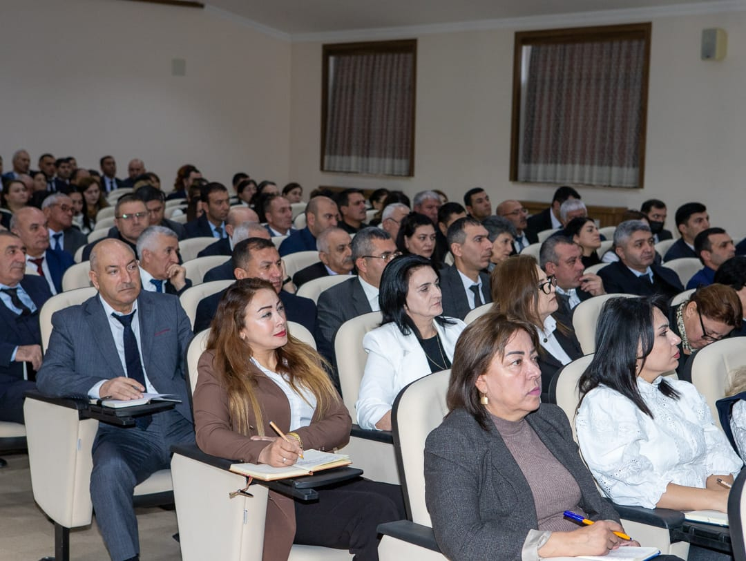 Naxçıvanda direktor və direktor müavinləri üçün təlimlər başlayıb