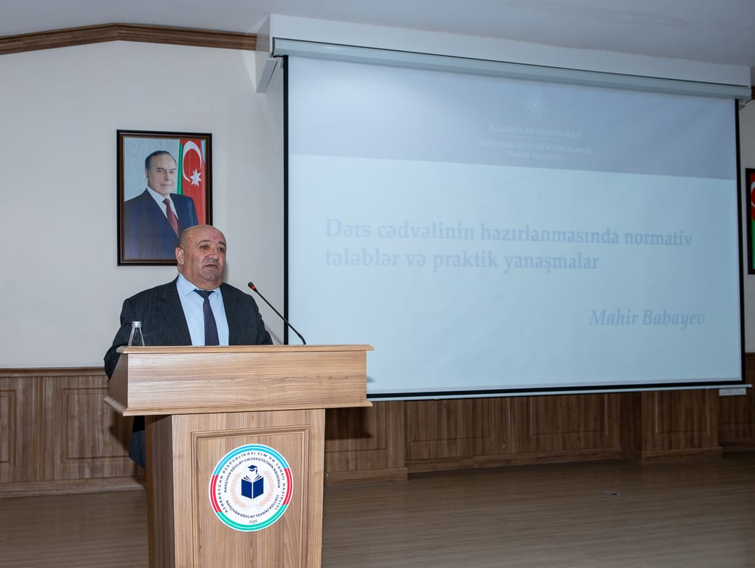 Naxçıvanda direktor və direktor müavinləri üçün təlimlər başlayıb