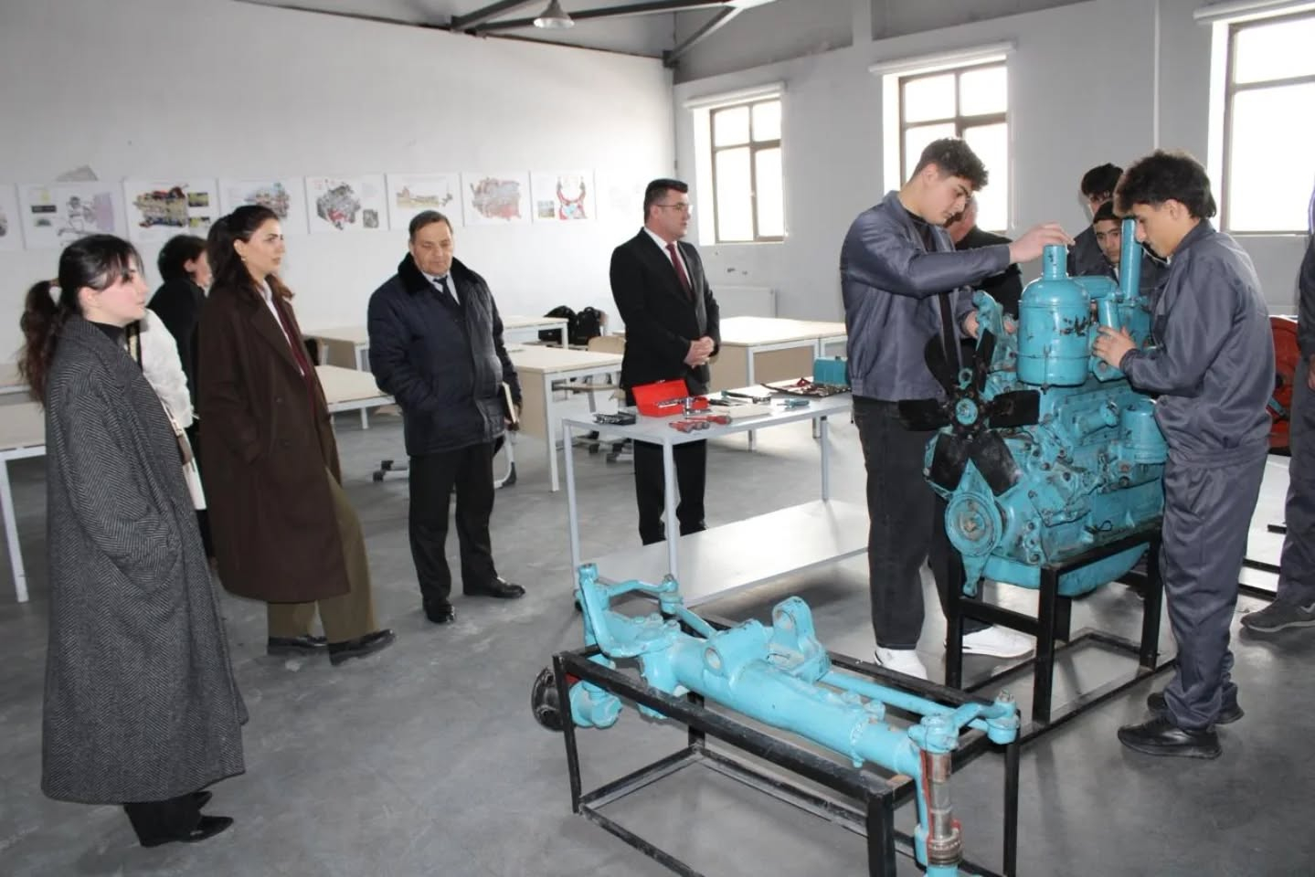 Tərəfdaş şirkətlərlə peşə təhsilinin inkişafı müzakirə edilib