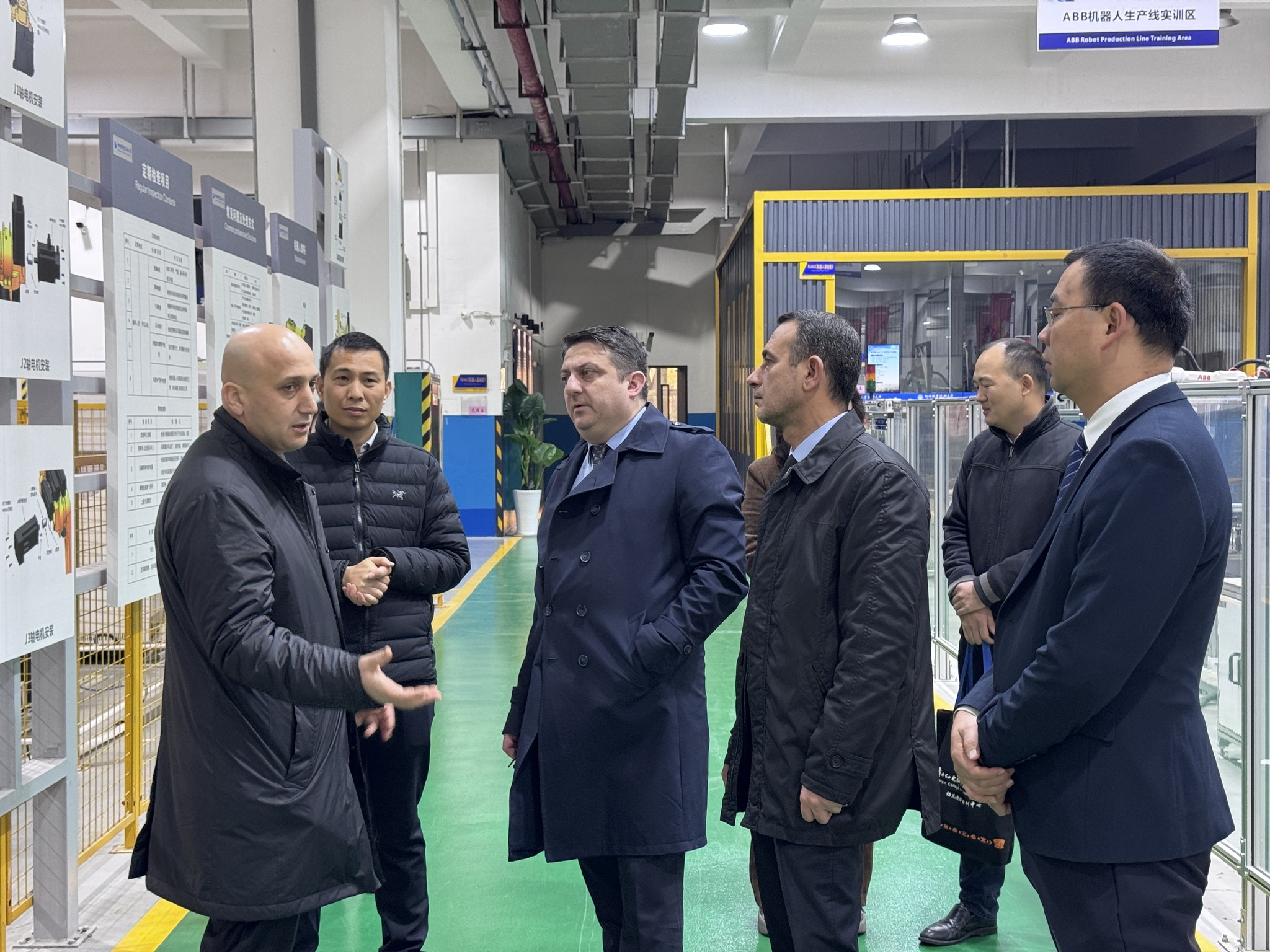 Azərbaycan Çinin peşə təhsili təcrübəsini öyrənir