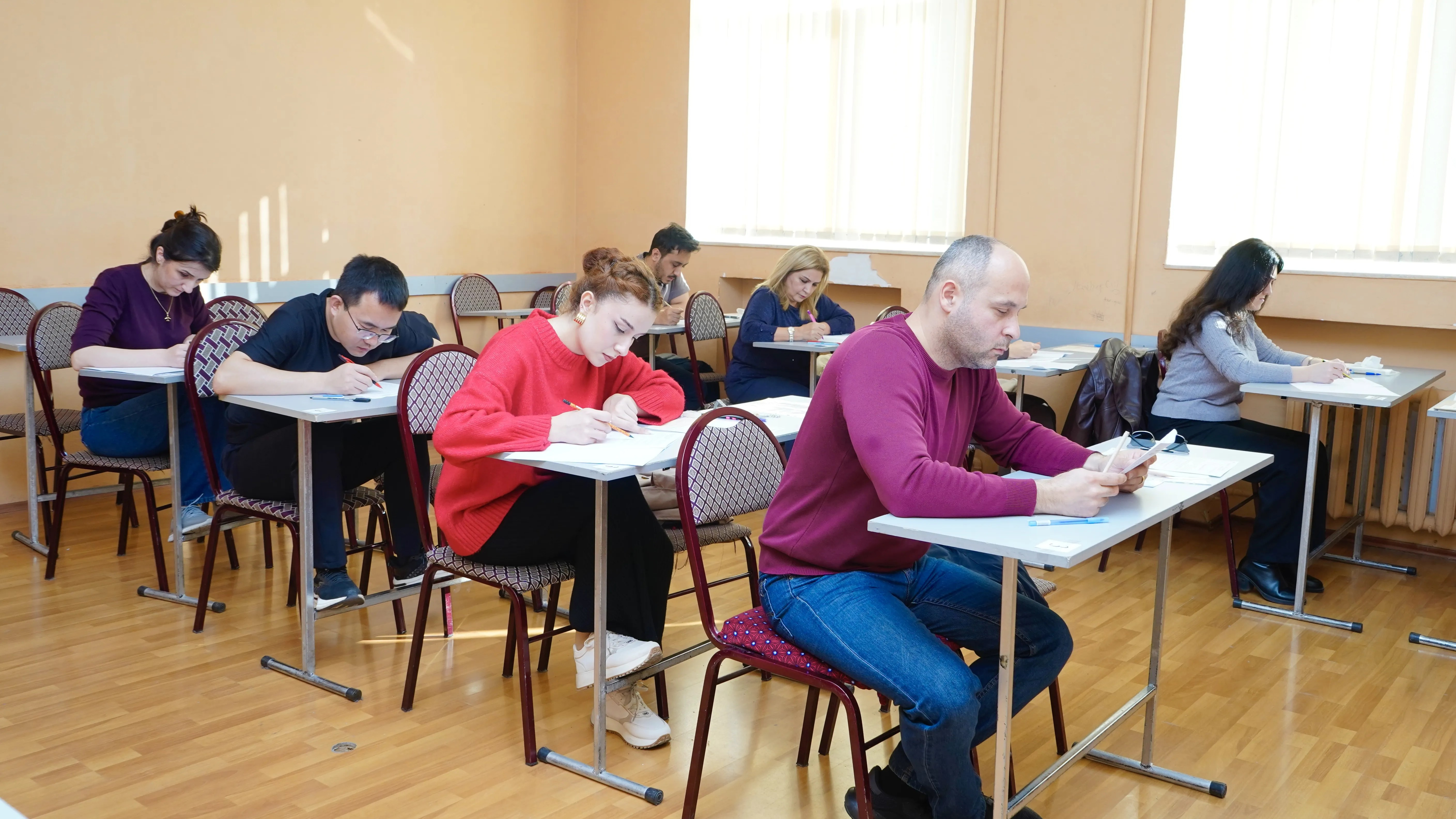 Xarici dil üzrə fəlsəfə doktoru imtahanına qeydiyyat bitir