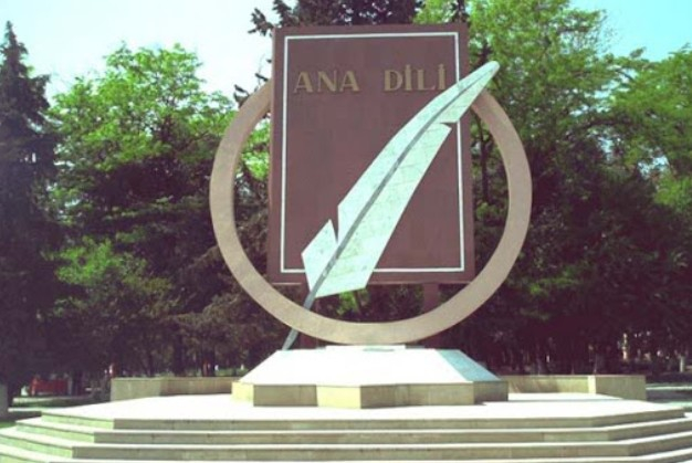 Dil dövlətin səssiz qalasıdır 