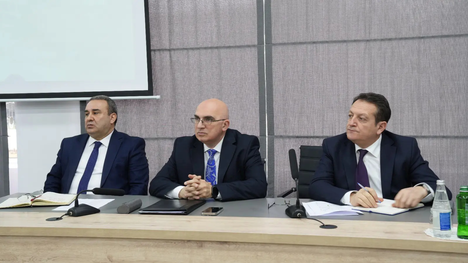 Əlavə və ikinci ali təhsil üzrə oxuyan tələbələrlə görüş keçirilib