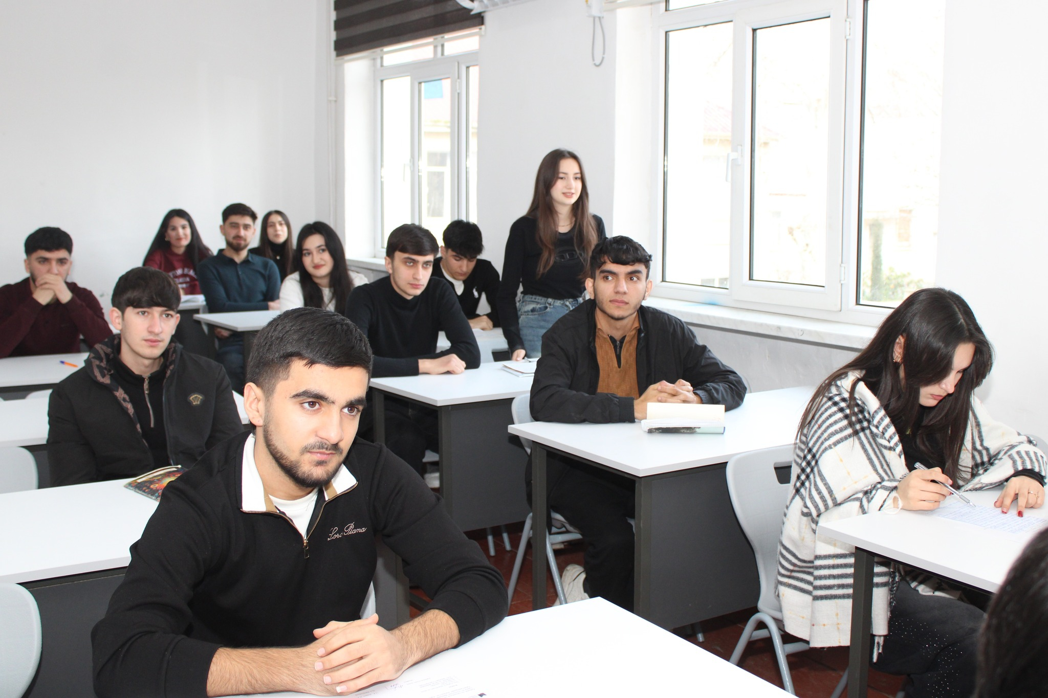 MDU-da İctimai Şuranın üzvləri ilə görüş keçirilib