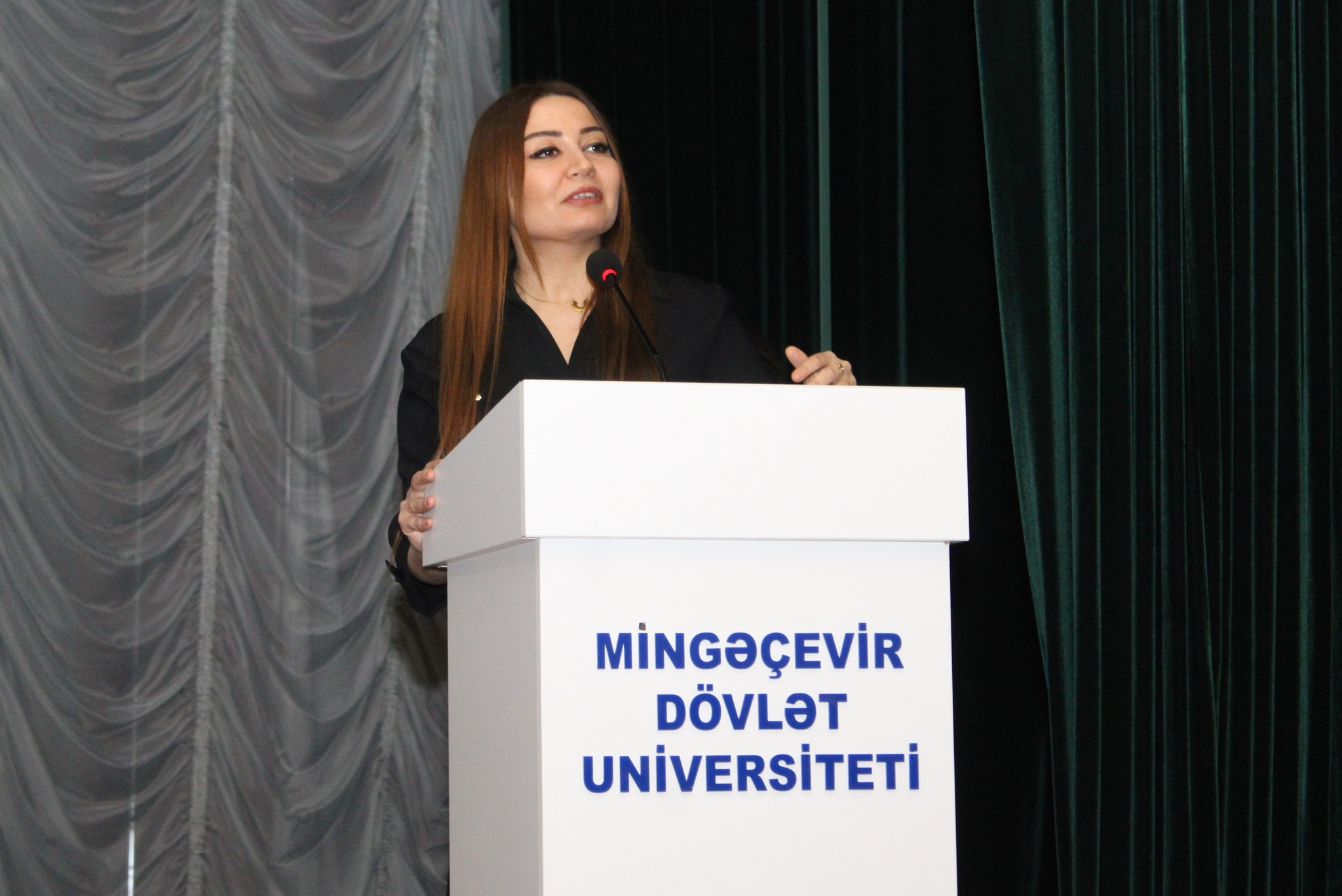 MDU-da İctimai Şuranın üzvləri ilə görüş keçirilib