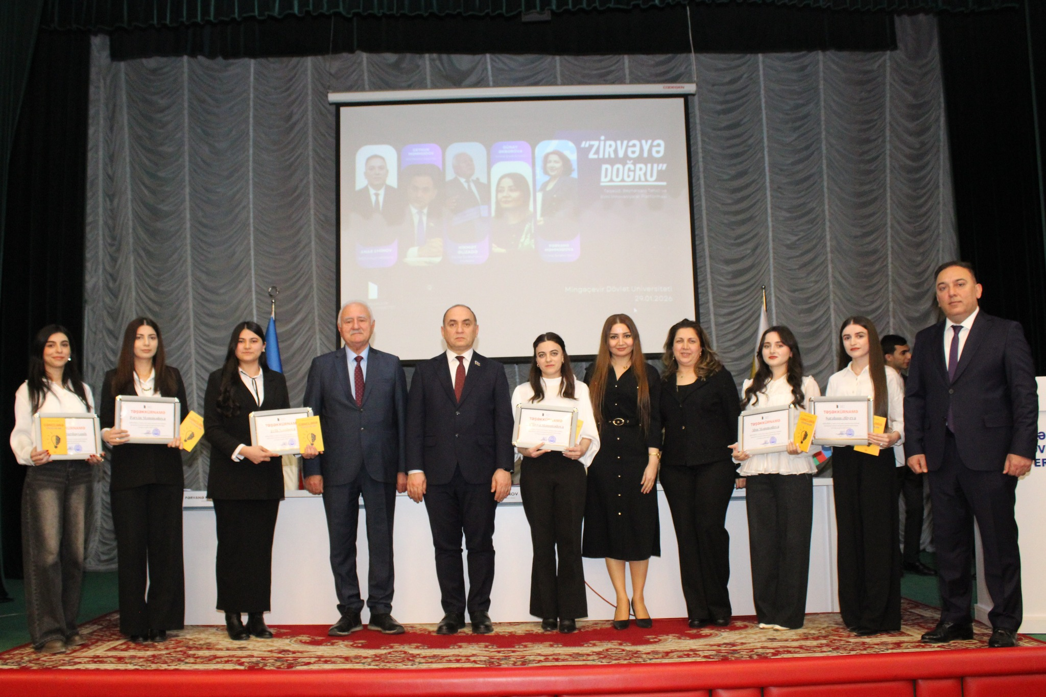 MDU-da İctimai Şuranın üzvləri ilə görüş keçirilib