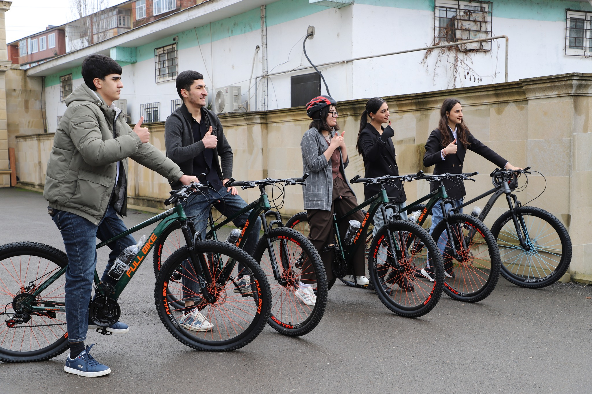 Gənclər və İdman Nazirliyi LDU-ya velosipedlər hədiyyə edib