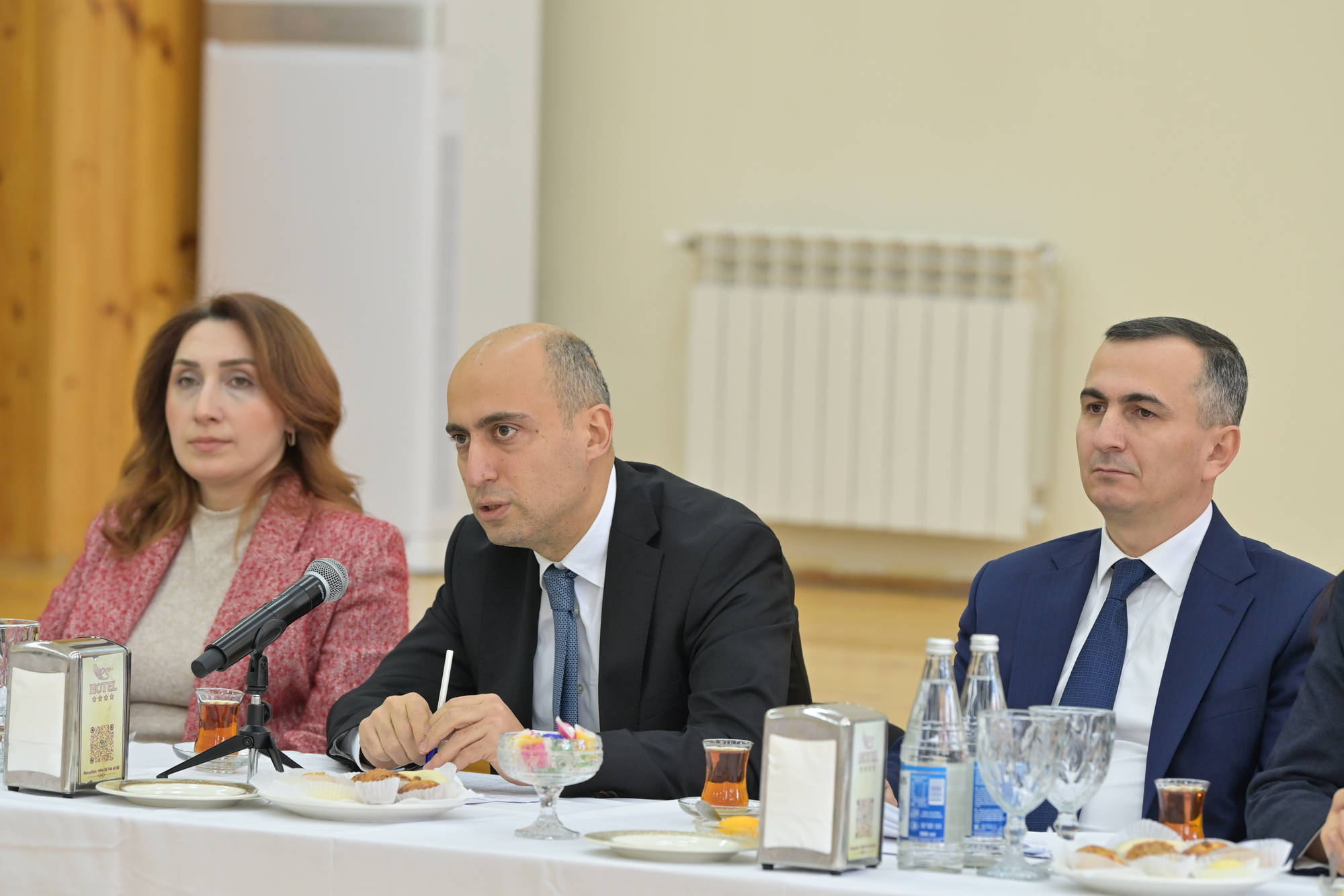 Elm və təhsil naziri Mərkəzi Aran üzrə gənc pedaqoji heyətlə görüşüb