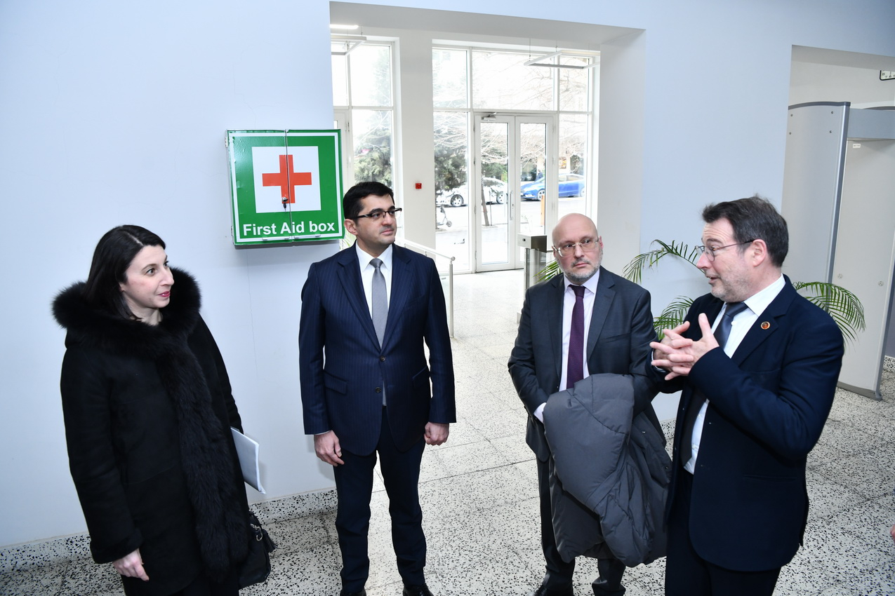 Fransanın Azərbaycandakı səfiri UFAZ-ı rəsmi ziyarət edib