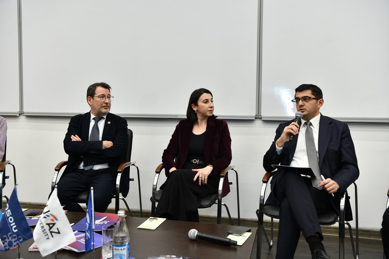 Fransanın Azərbaycandakı səfiri UFAZ-ı rəsmi ziyarət edib