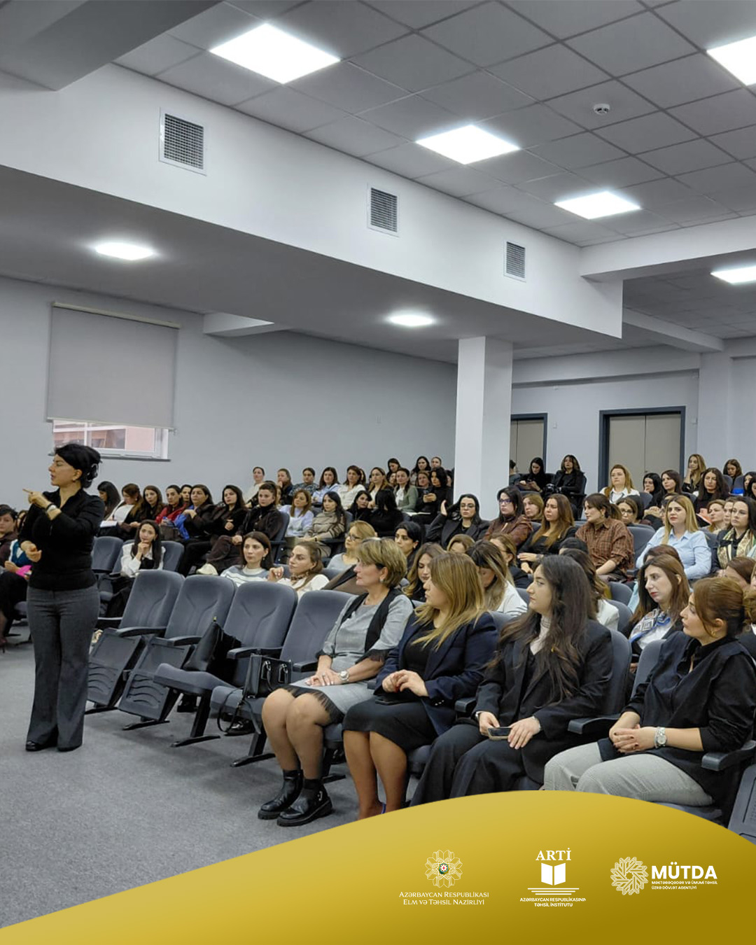 Metodik xidmət üzrə I yarımilin yekunlarına dair görüş keçirilib