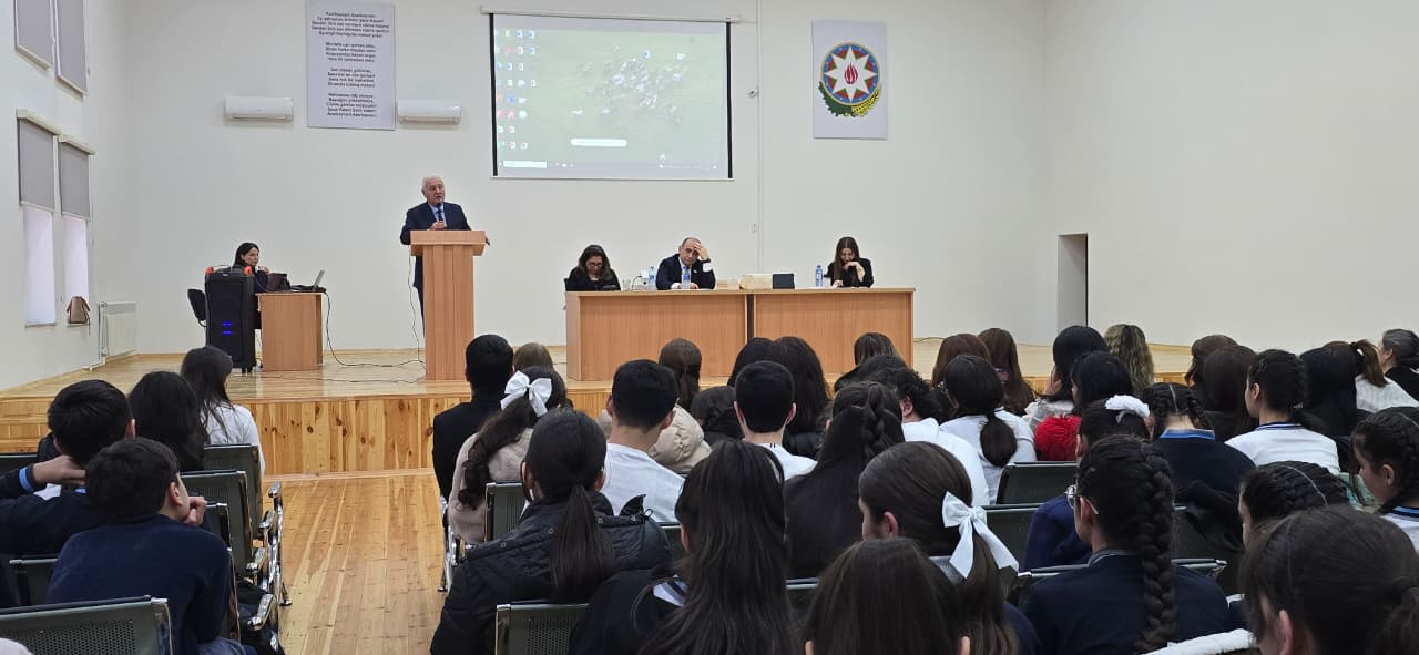 Mingəçevir məktəbində İctimai Şuranın üzvləri ilə görüş keçirilib