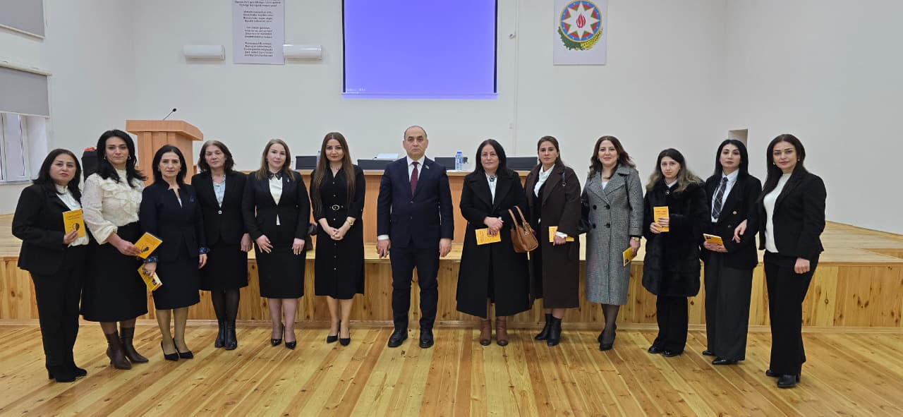 Mingəçevir məktəbində İctimai Şuranın üzvləri ilə görüş keçirilib