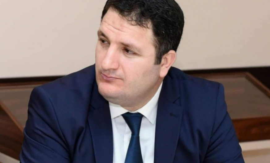 Dilimizdəki yad sözlər milli ifadə imkanlarını məhdudlaşdırır - Elçin İbrahimov