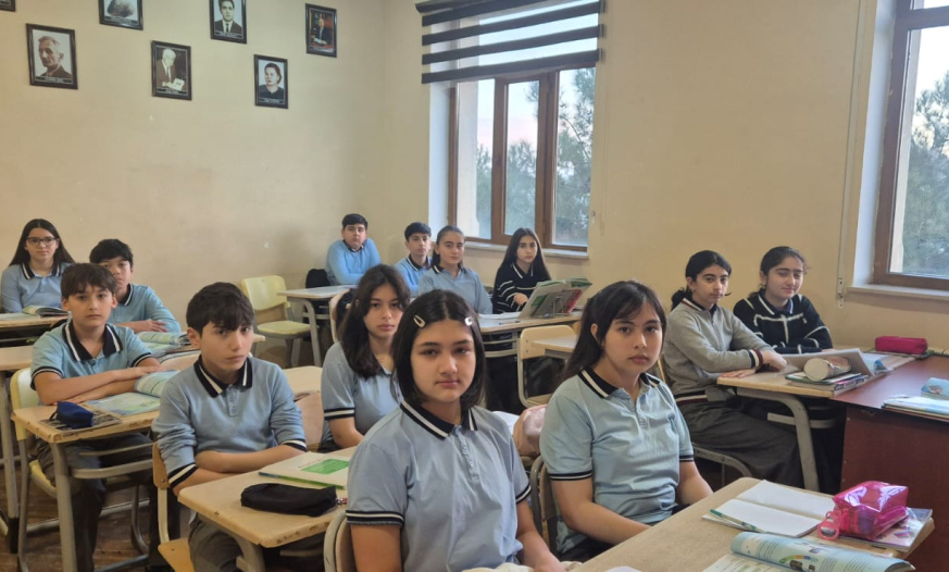 ““Чтобы” danışa bilək” deyən nəsil: