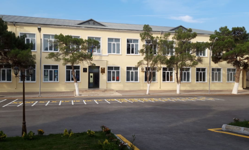 Məktəbdəki münaqişəyə görə müəllim cəzalandırıldı