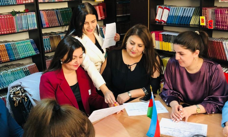 Tövsiyə, yoxsa irad: Müəllimlər həmkar rəyini necə qəbul edirlər?