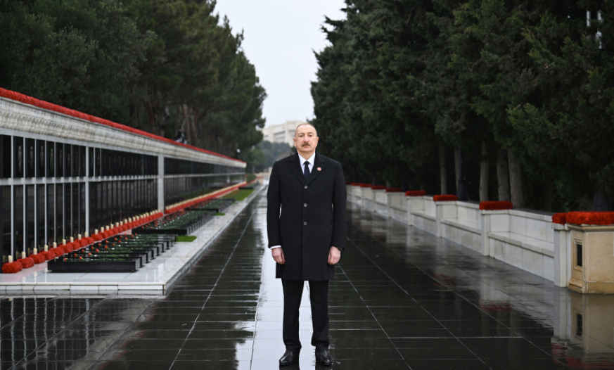 İlham Əliyev 20 Yanvar şəhidlərinin xatirəsini yad edib