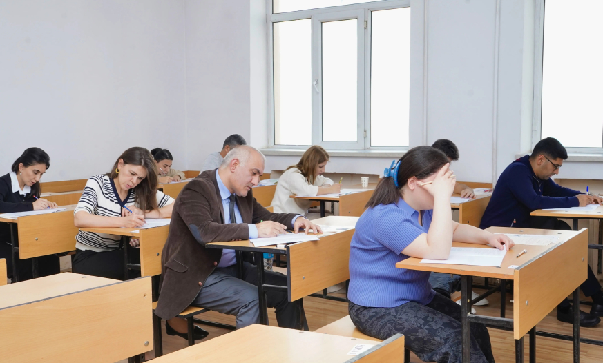 Doktorantura üzrə xarici dil imtahanında iştirak üçün qeydiyyat