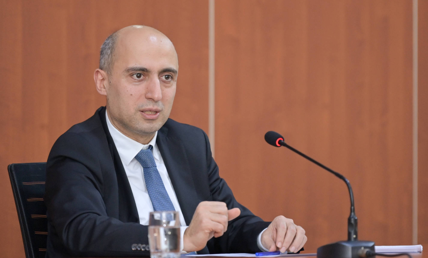 Müəllimlərin dərsliklərə dair rəy və təklifləri əhəmiyyətlidir - Nazir