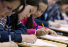 Qazaxıstanda universitetlərə qəbul üçün yeni imtahan modeli hazırlanır 