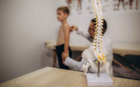 Övladınızda skolioz varsa... – Mütəxəssis vacib məqamları açıqlayır