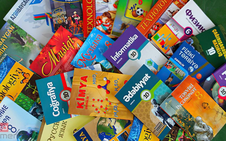 Dərsliklərdən narazı olanlar rəy yazmaqdan niyə çəkinirlər? 