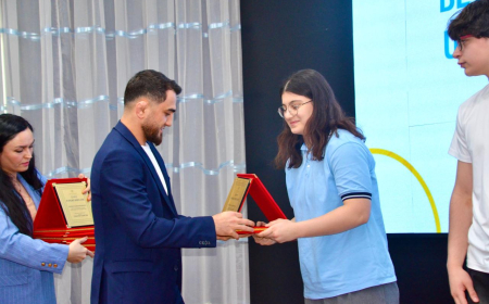 İdmanda uğur qazanan məktəblilər təltif olunublar