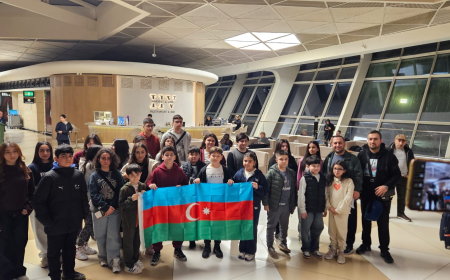 ABŞ-də keçirilən beynəlxalq olimpiadada uğur qazanan şagirdlər vətənə dönüblər