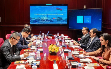 Elm və Təhsil Nazirliyinin nümayəndə heyəti "Huawei" şirkəti ilə görüşüb 