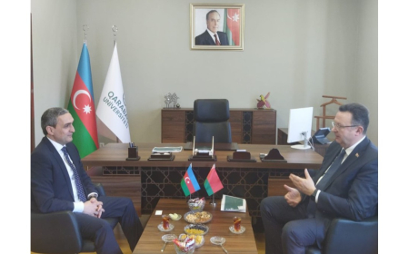 Qarabağ Universitetinin Belarus məktəbləri ilə əməkdaşlığı müzakirə edilib 