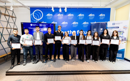 “Beyin Mərkəzi” layihəsi çərçivəsində  tələbələrə sertifikatlar verilib