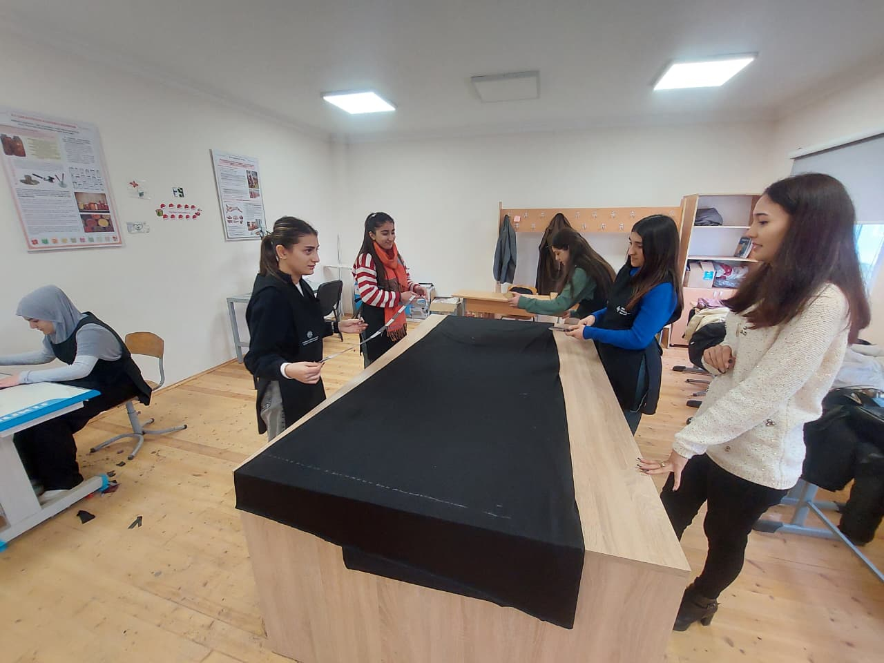 Mil-Muğan regionunun 800-dən çox şagirdi peşə təmayüllü siniflərdə təhsil alır 