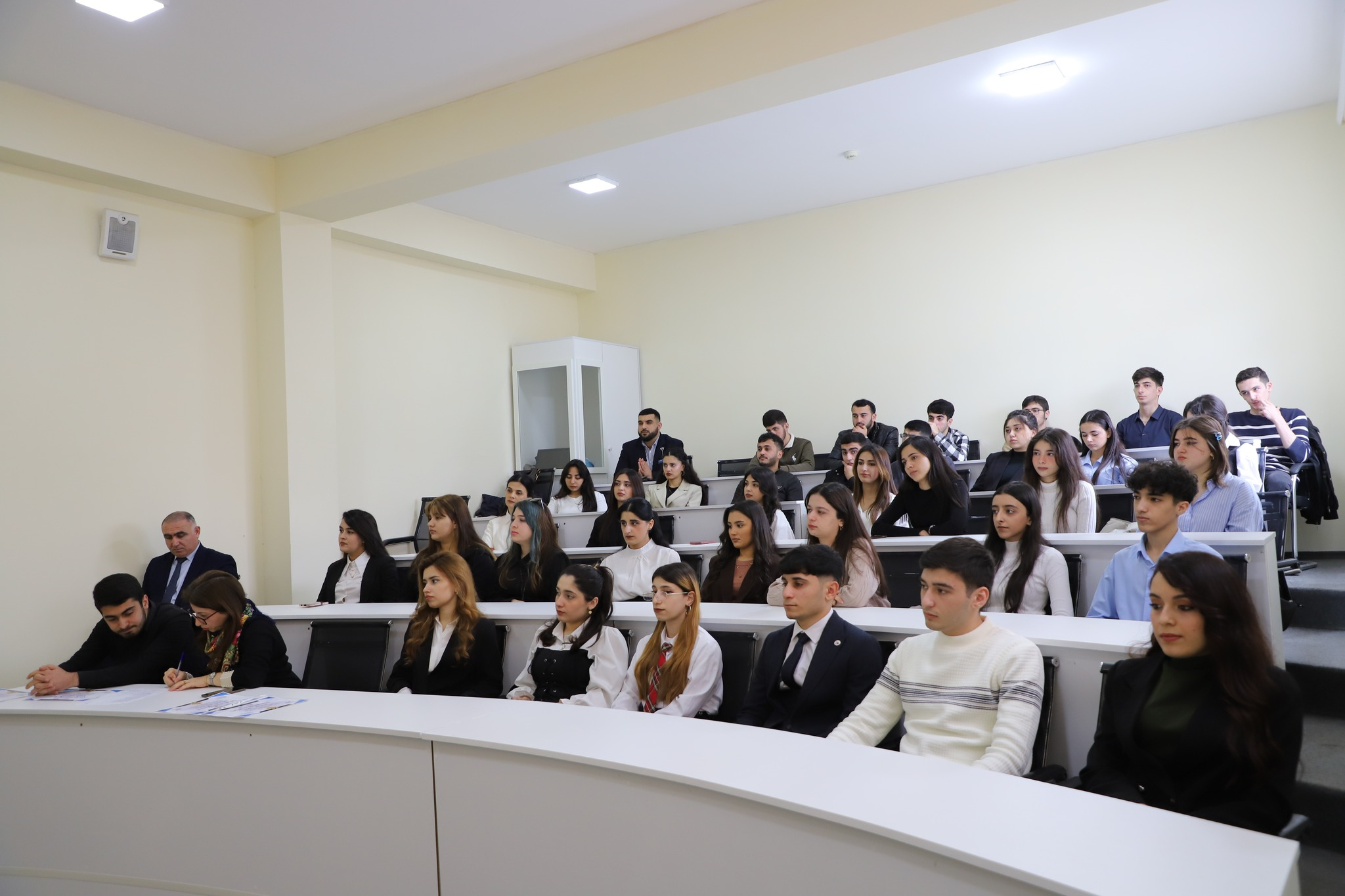 LDU-da Gənclər Gününə həsr olunmuş tədbir keçirilib