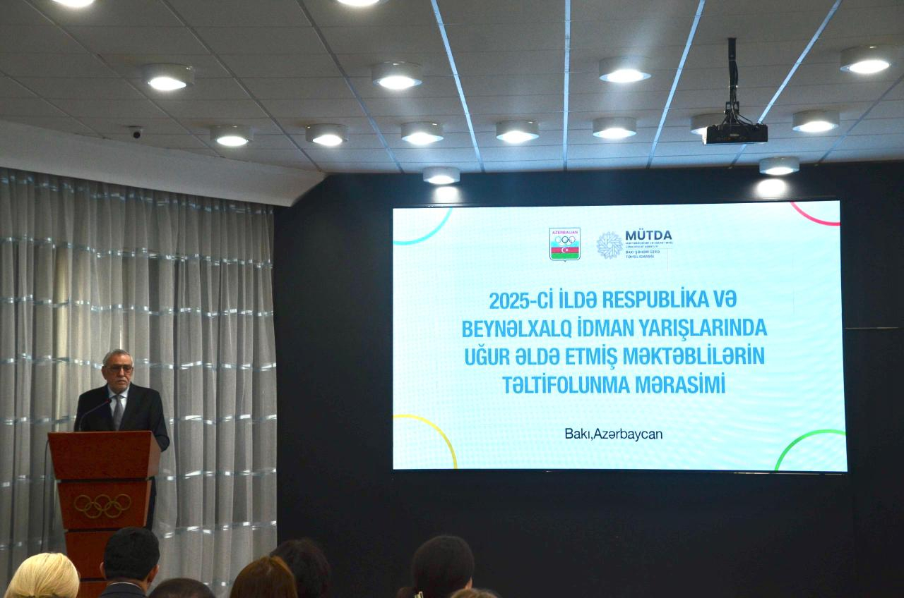 İdmanda uğur qazanan məktəblilər təltif olunublar