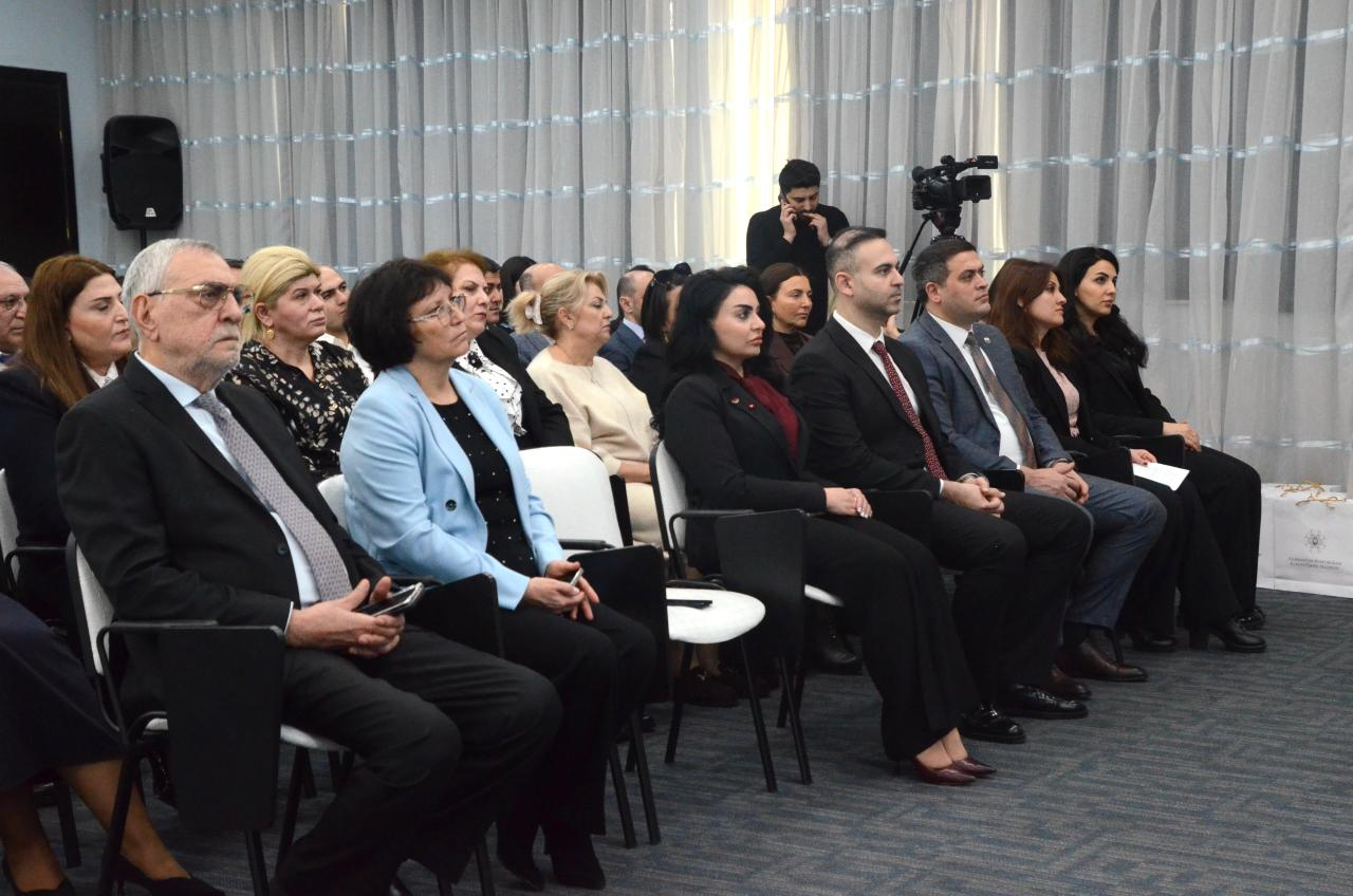 İdmanda uğur qazanan məktəblilər təltif olunublar