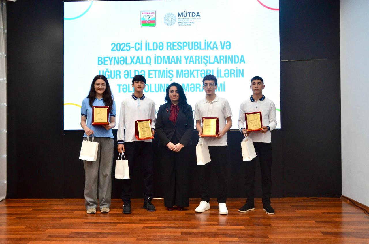 İdmanda uğur qazanan məktəblilər təltif olunublar