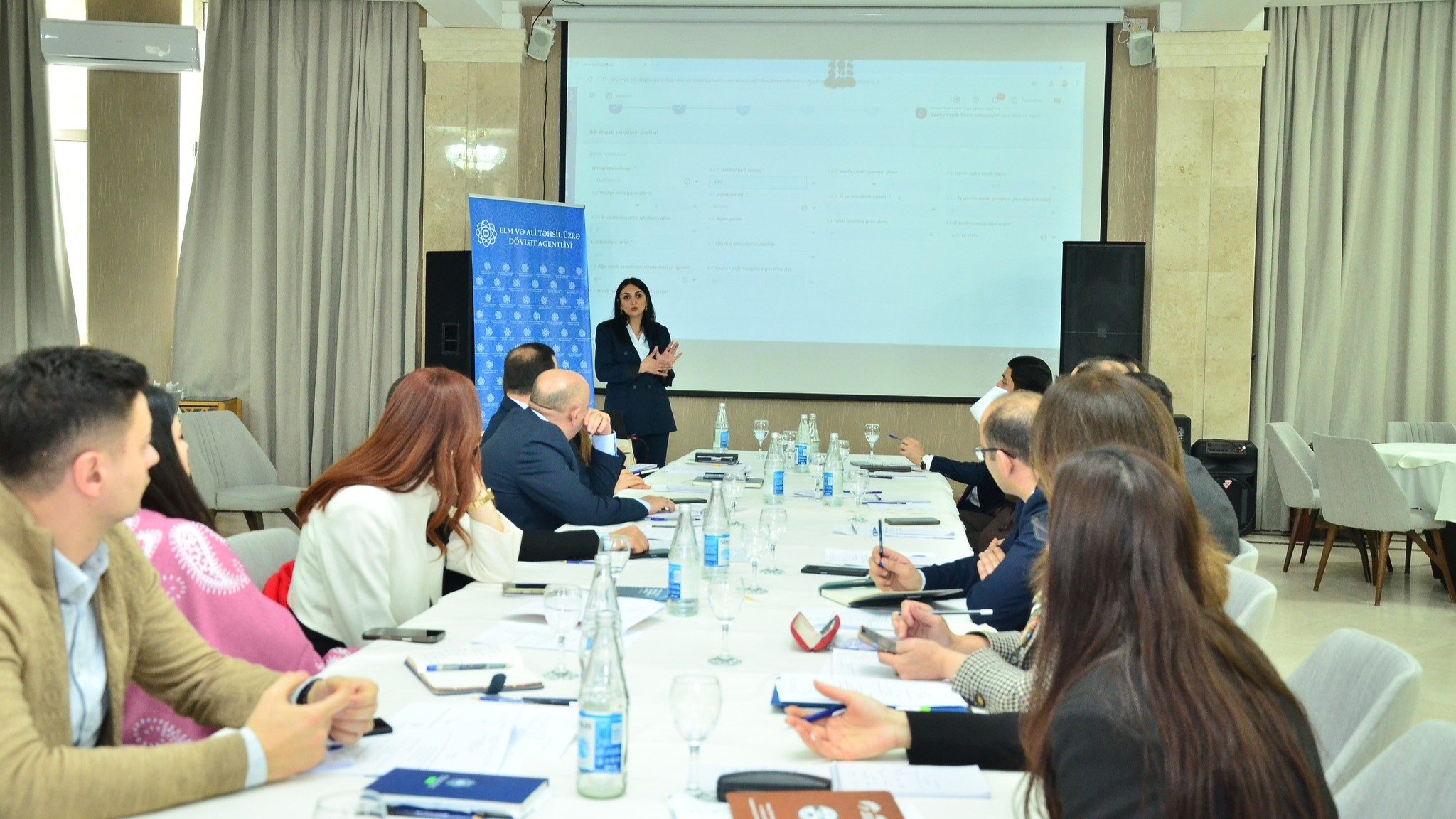 Kollec rəhbərləri üçün təşkil olunan təlimlər davam edir