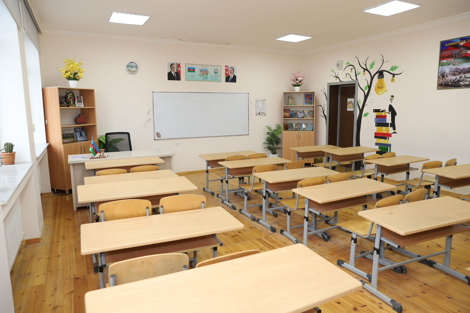 Abşeron məktəblərində sıxlıq azalır: