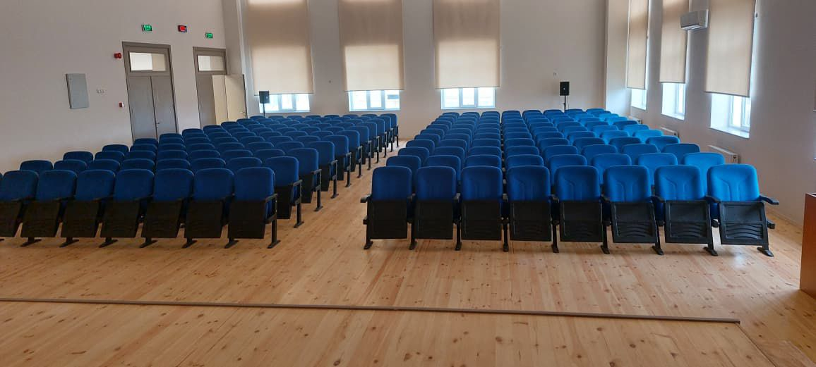 Abşeron məktəblərində sıxlıq azalır: