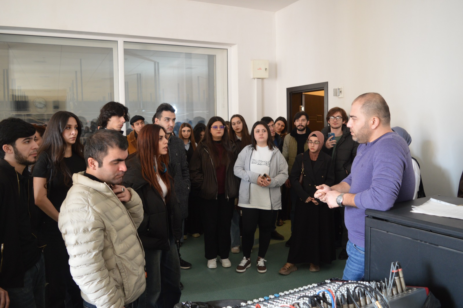 “Mediada gənclərin hüquqi mübarizəsi” layihəsi çərçivəsində mediatur təşkil olunub