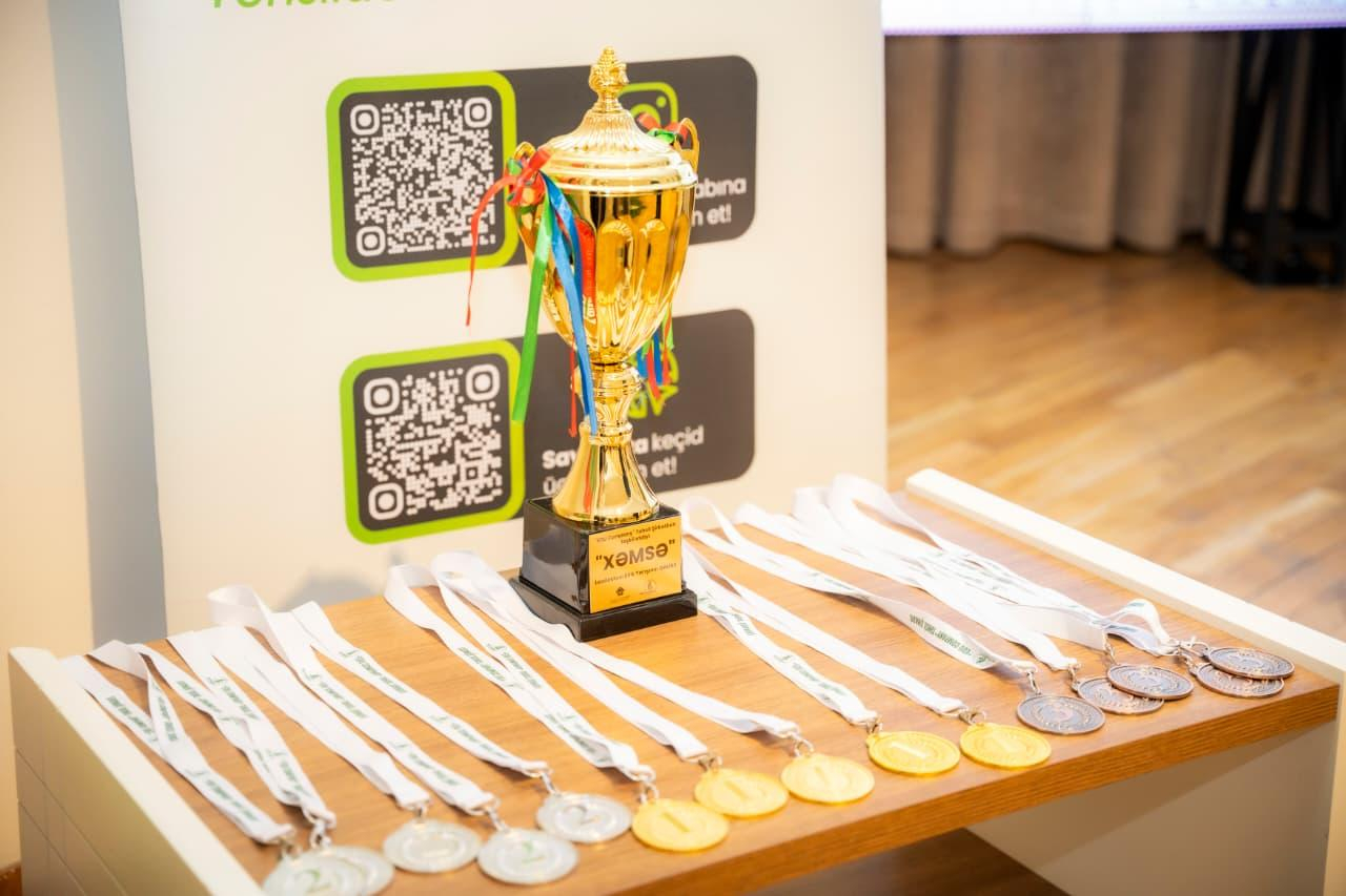 AzMİU-da şagirdlər arasında bilik yarışı keçirilib