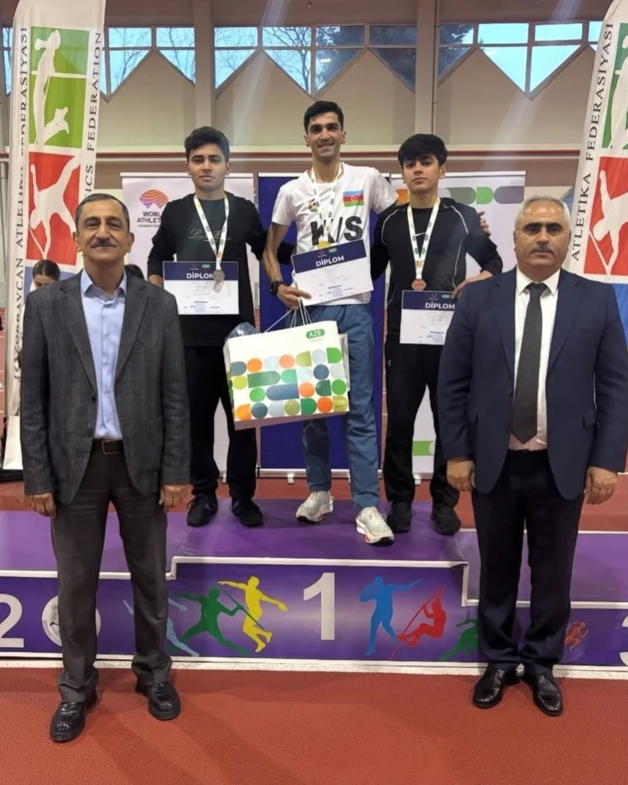 Naxçıvan məktəblisi ölkə rekordçusu olub