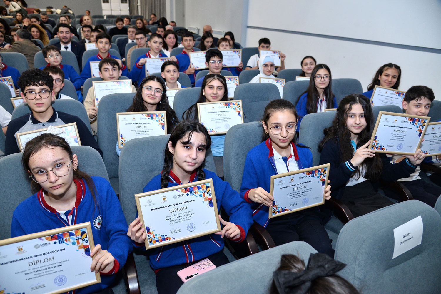 Müsabiqə və olimpiada qalibləri mükafatlandırılıb