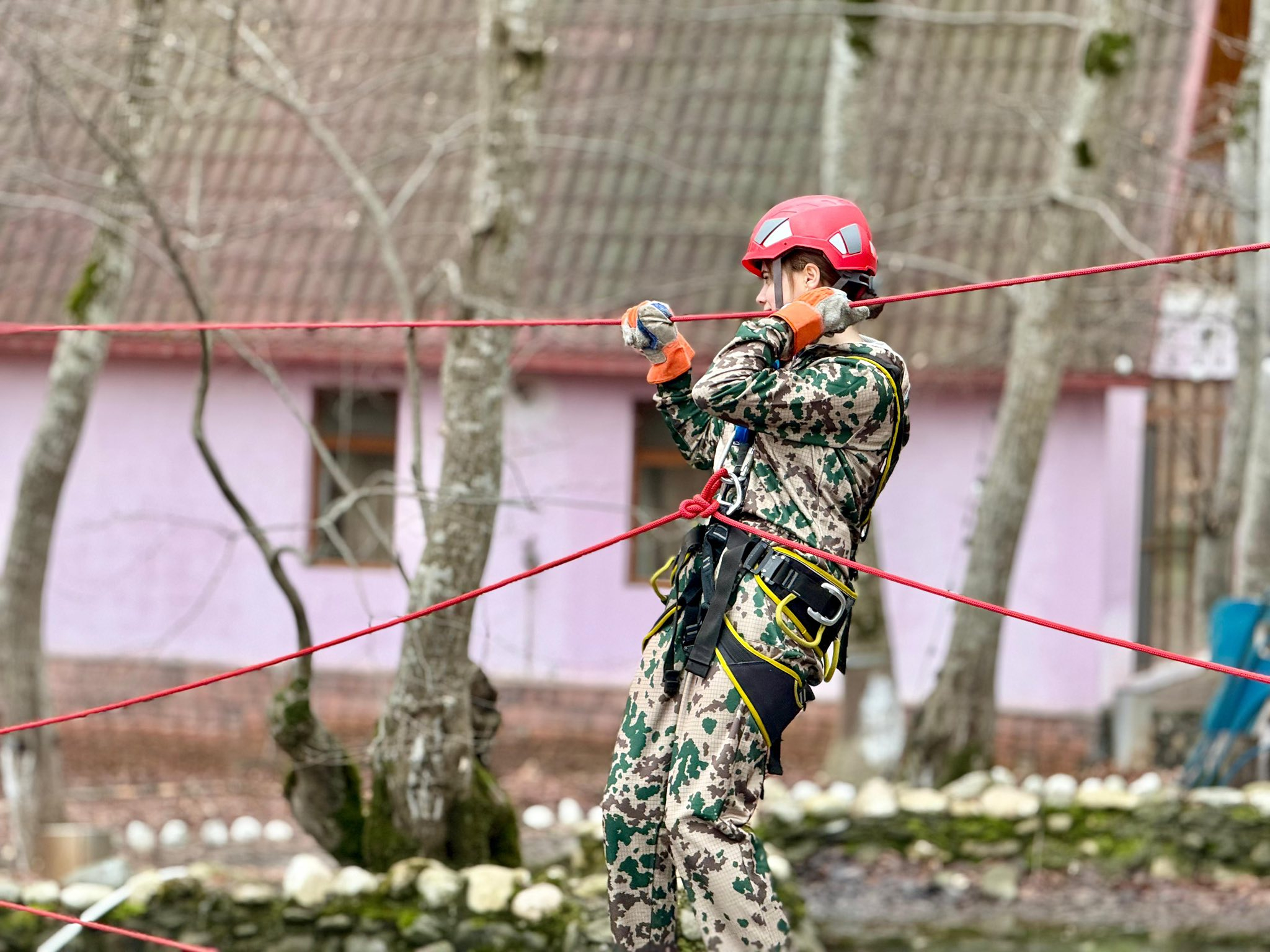 Qəbələ Dövlət Peşə Təhsil Mərkəzinin tələbələri düşərgədə iştirak edirlər