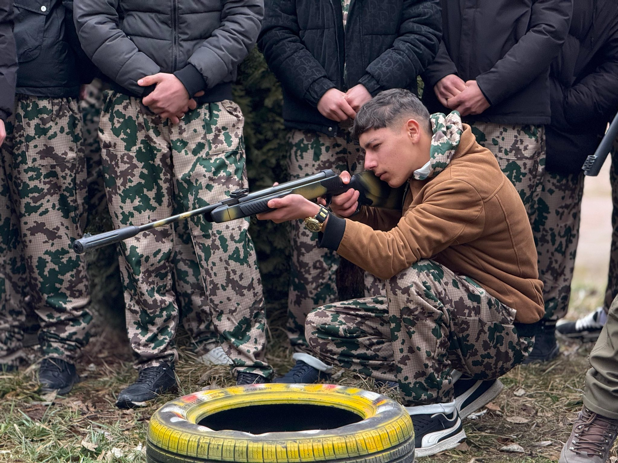 Qəbələ Dövlət Peşə Təhsil Mərkəzinin tələbələri düşərgədə iştirak edirlər