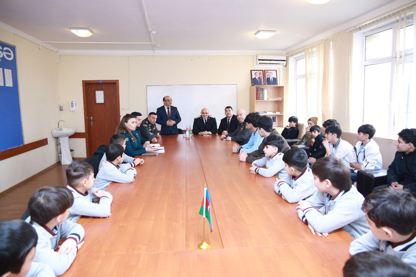 Hərbi təhsilə marağın təşviqi üçün görüşlər keçirilib